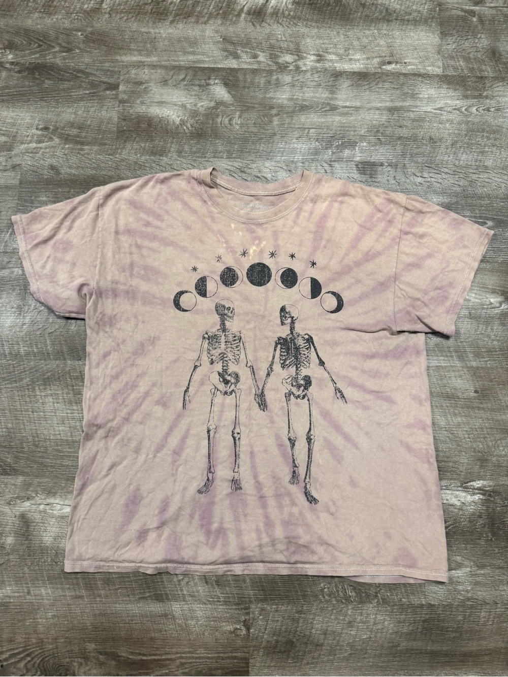 Desert Dreamer Skeleton Moon Graphic T-Shirt O/S